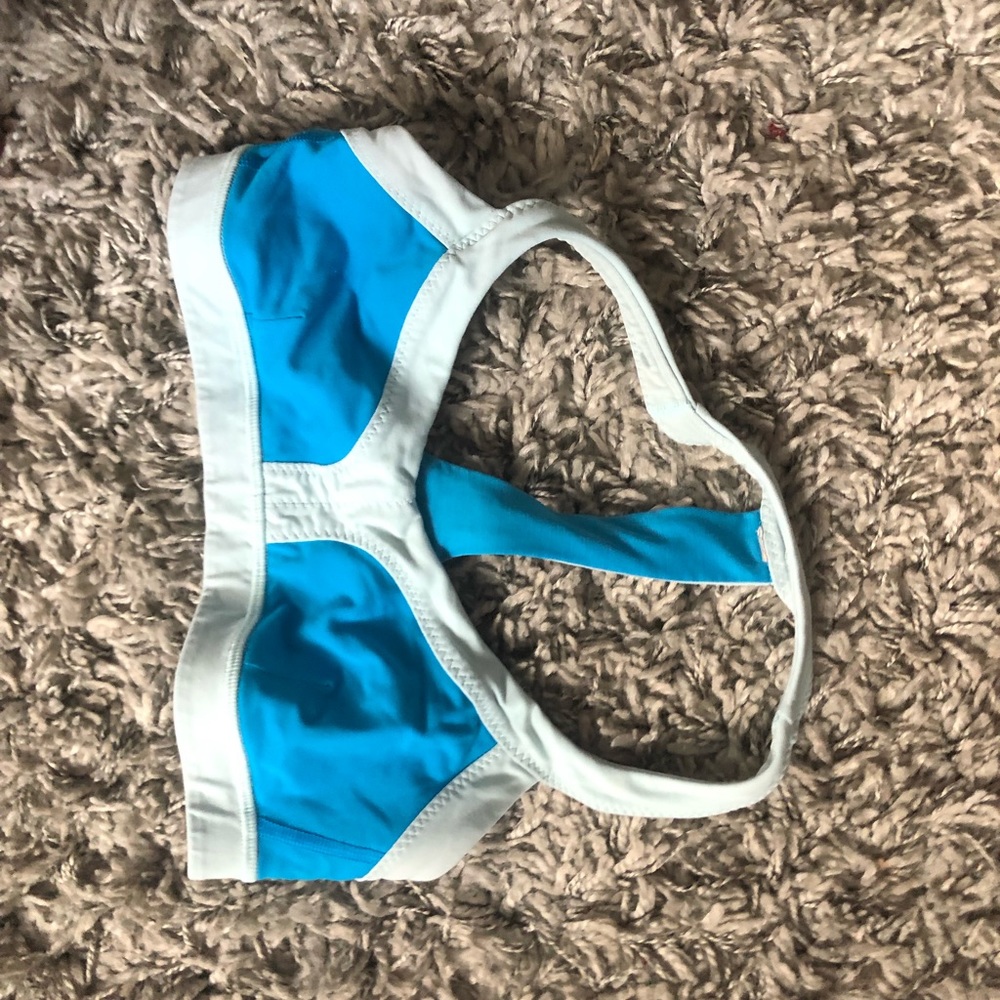 Cute lululemon sports bra
